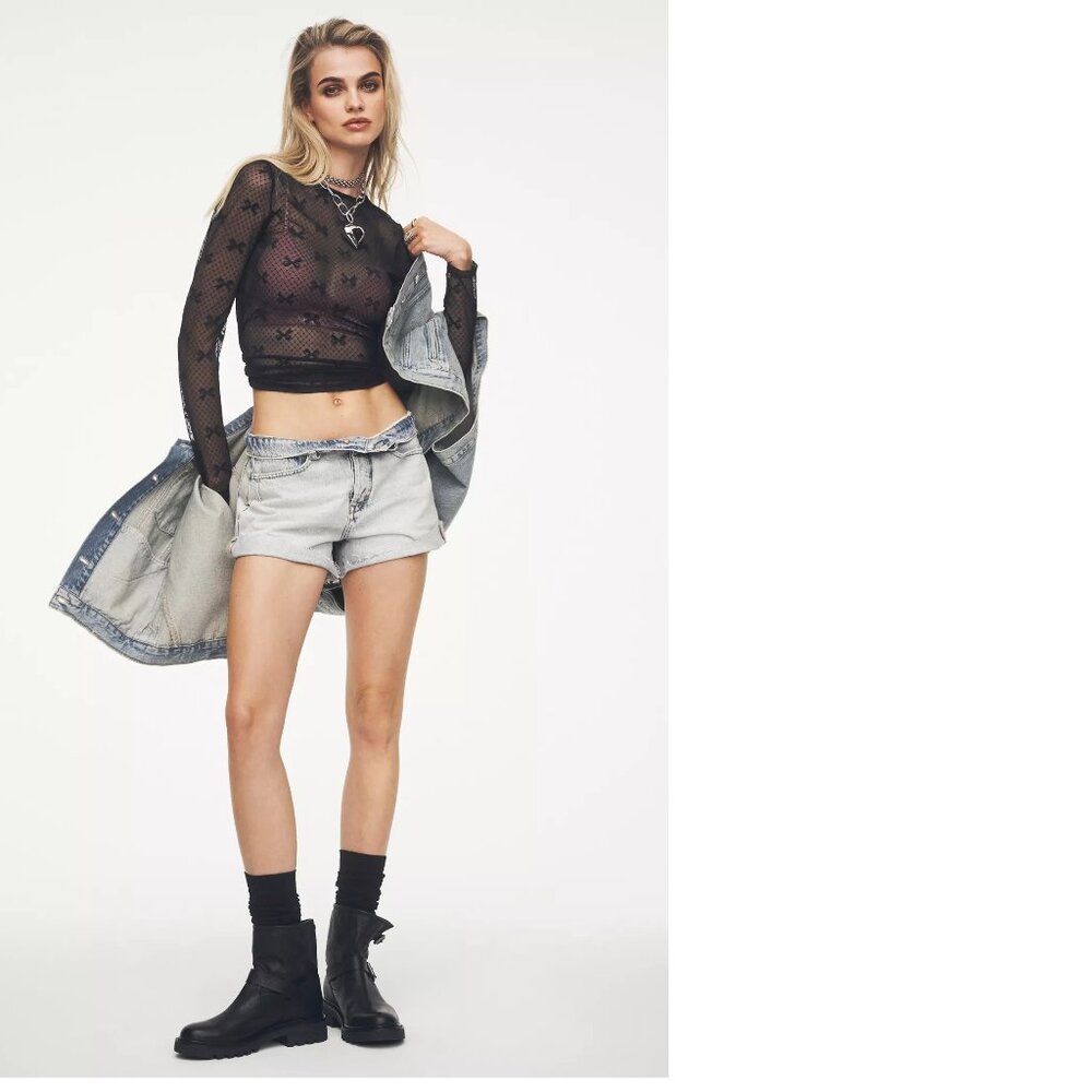 By Anthropologie Long-Sleeve Novelty Lace Top new nwt black color size M - Picture 2 of 8